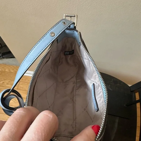 Michael Kors Camden MK Pouchette Crossbody Zip Bag Pale Blue Leather - Picture 7 of 8